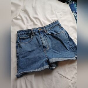 Billabong x The Salty Blonde Denim High Rise Mom Shorts Medium Wash Size 28